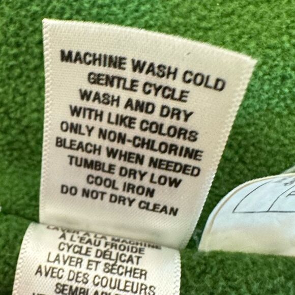 Old navy Puffer vest - Picture 6 of 6